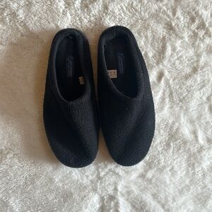 Polar fleece slippers